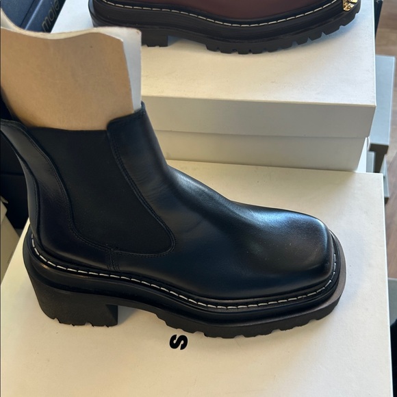 NEW Sandro Chelsea Ankle Boots Black Size 37 - Picture 1 of 5